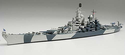 US NAVY BATTLESHIP BB-61-IOWA