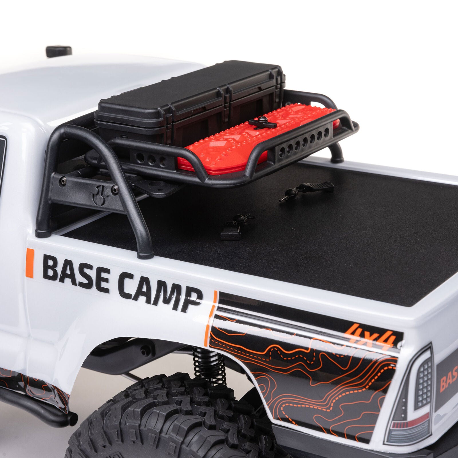 AXIAL 1/10 SCX10 III Base Camp 4X4 RTR Brushed Rock Craw