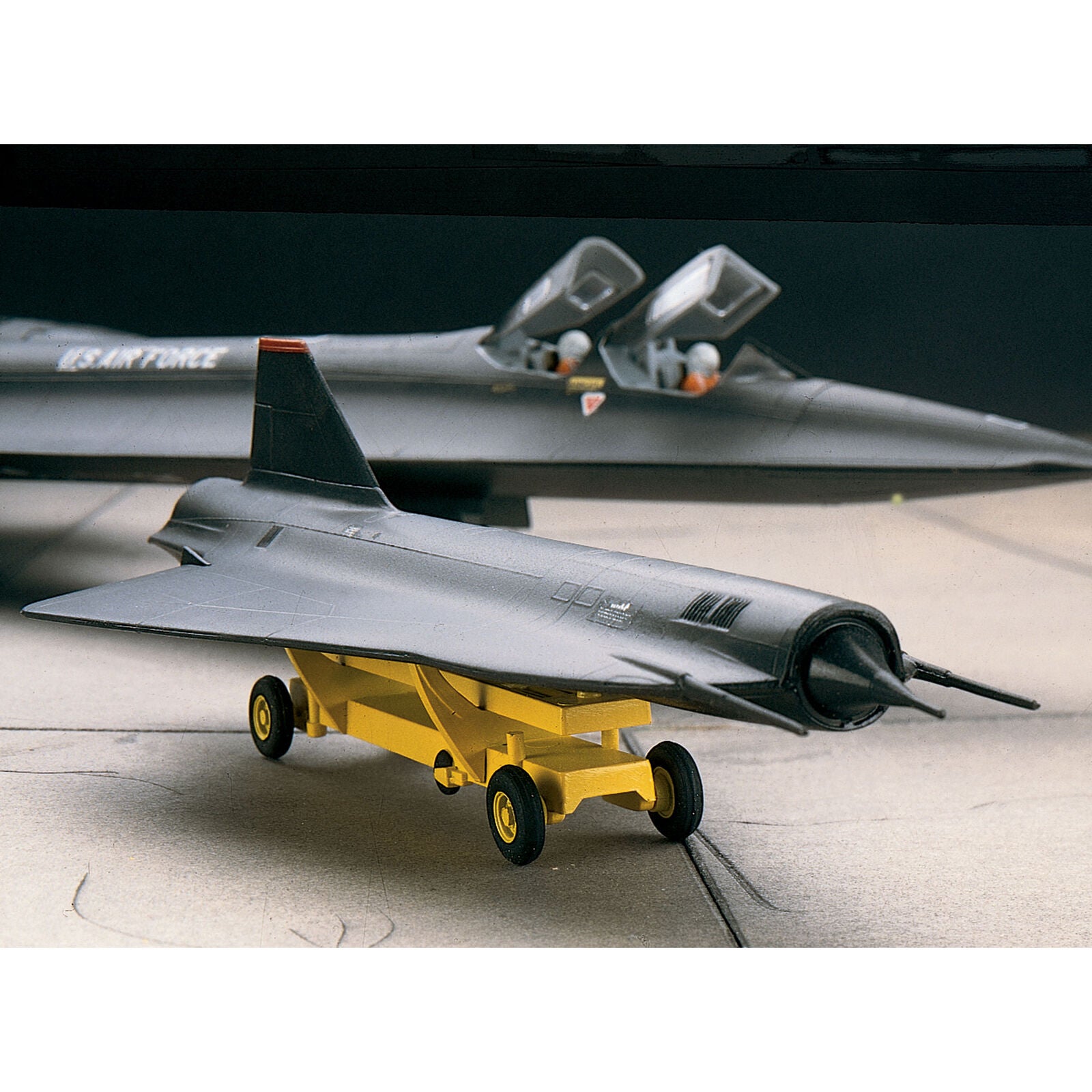 REVELL  1/72 SR71A Blackbird