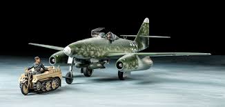 1/48 Messerschmitt Me262 A-2a w/Kettenkraftrad LIMITED EDITION