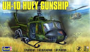 1/32 UH-1D Huey Gunship