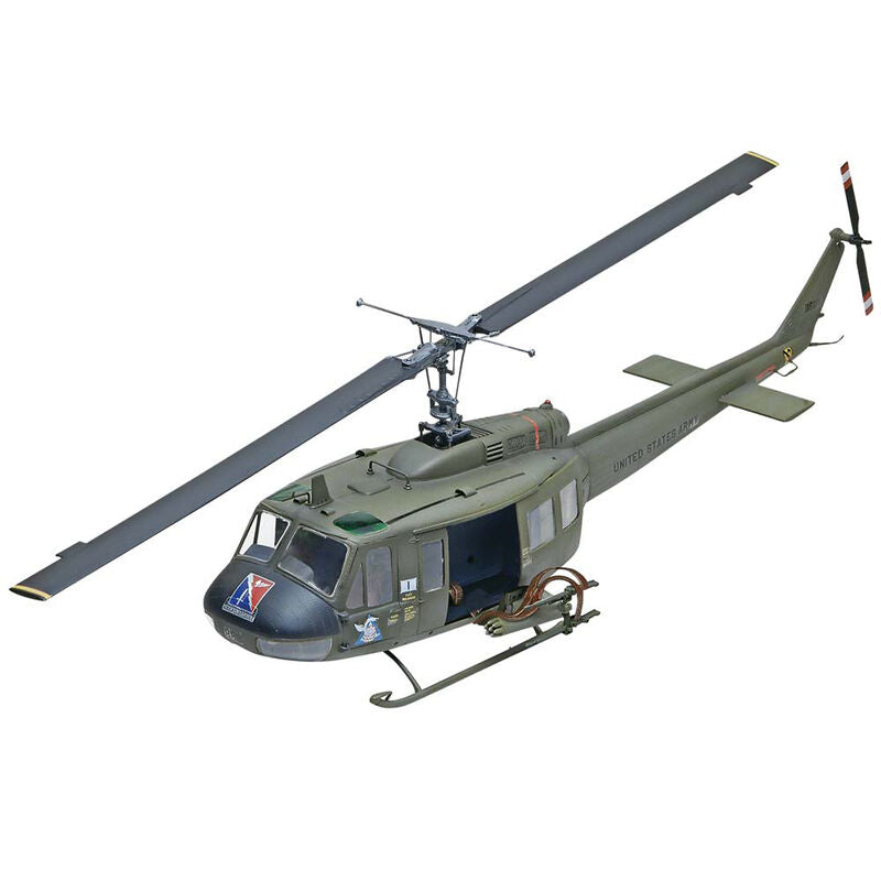 Revell 1 32 UH-1D Huey Gunship